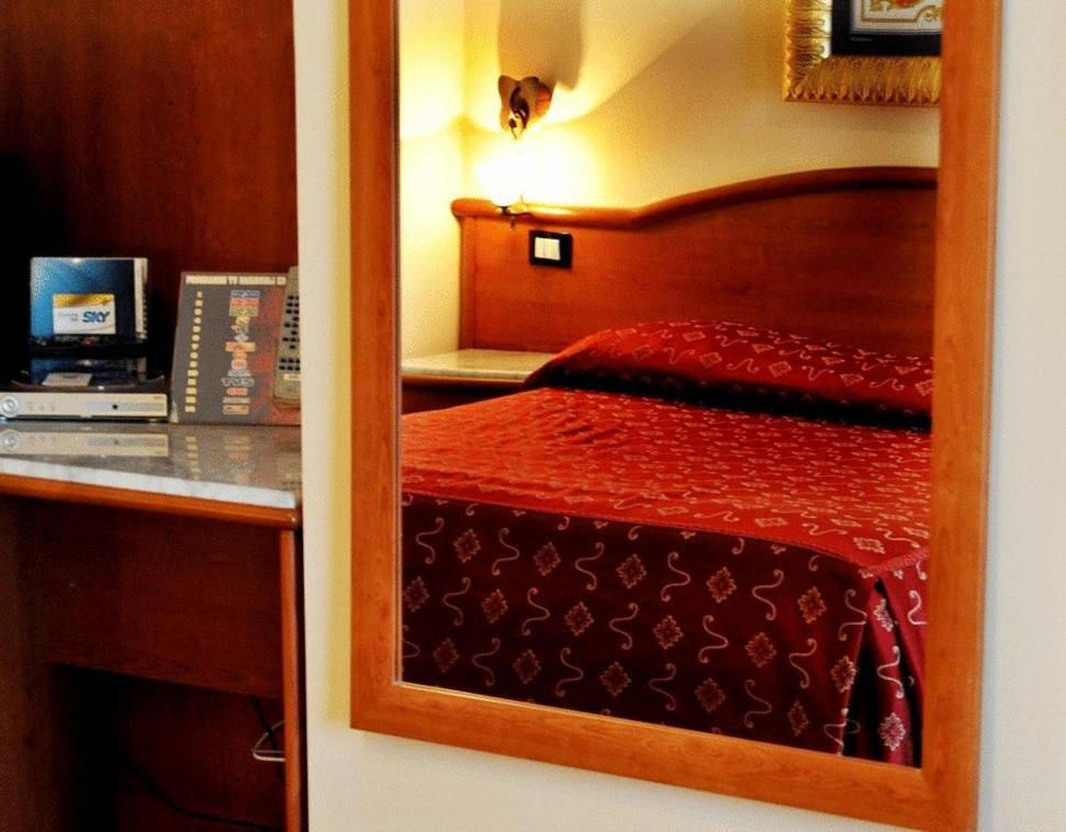 Hermitage Capua Hotel Zewnętrze zdjęcie